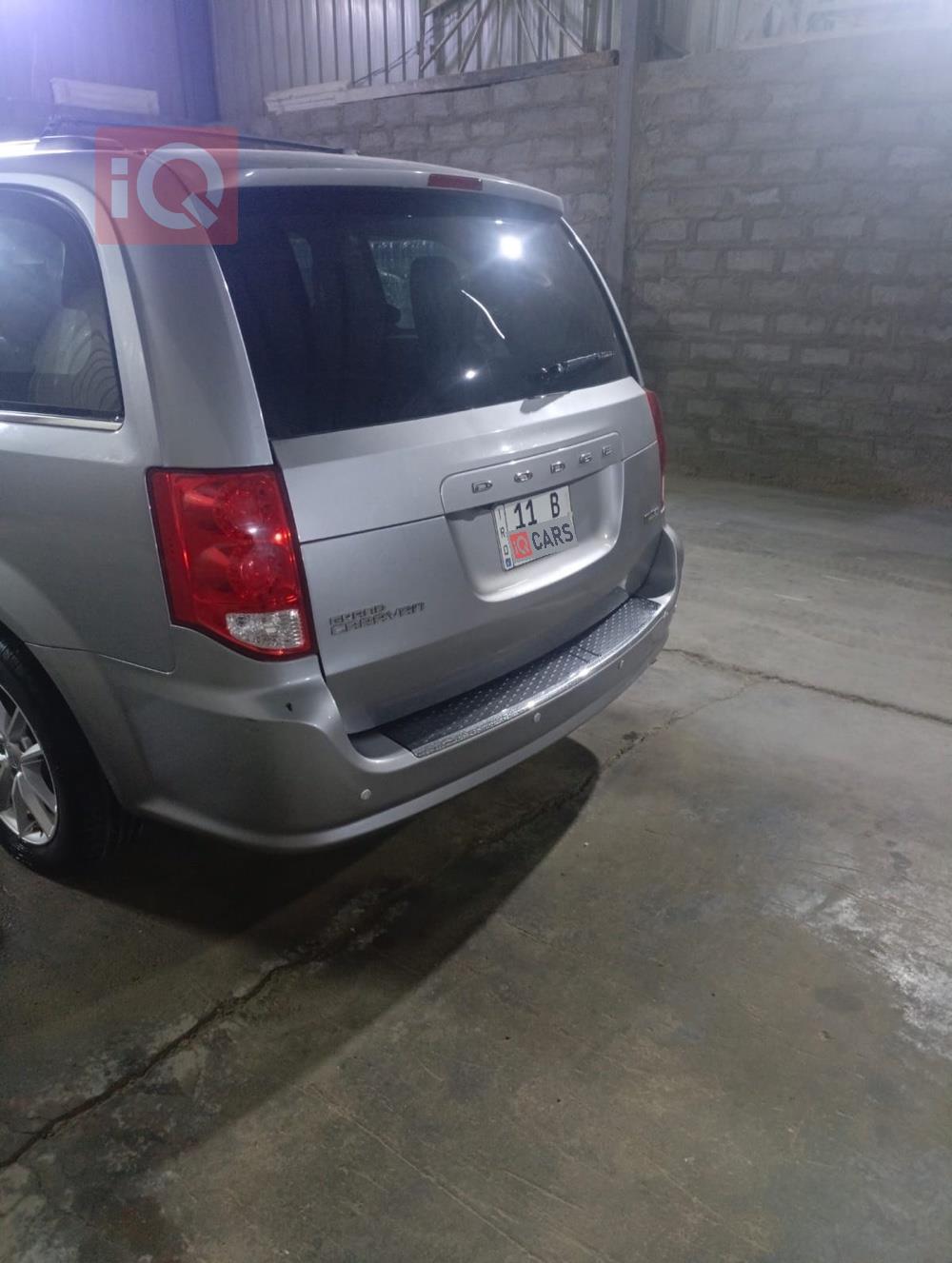 دودج جراند كارافان